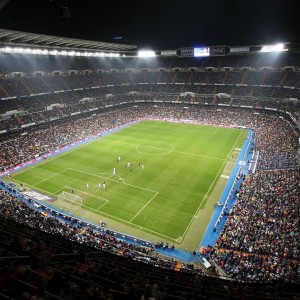 开云平台-球场之外，欧战前夜，伤情报告与里程碑如何编织体育叙事新篇？欧战前夜，伤情、里程碑与赛场外的叙事革新